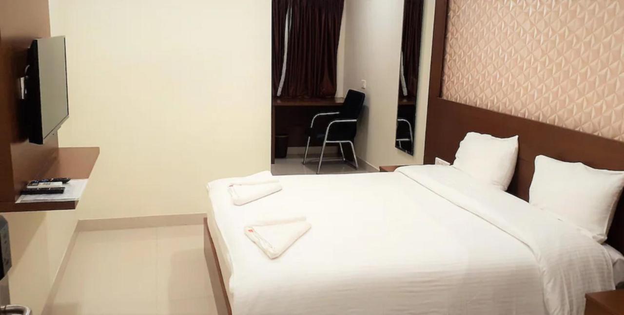 A And M Rooms And Residences Chennai Luaran gambar